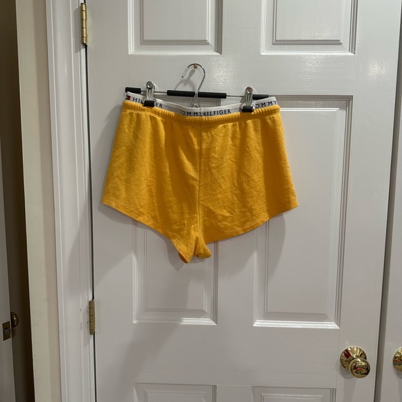 UO Tommy Hilfiger shorts - Picture 6 of 7
